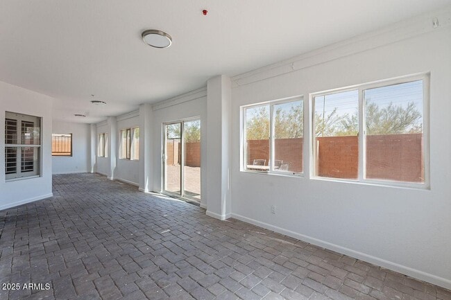 Building Photo - 12863 E Becker Ln