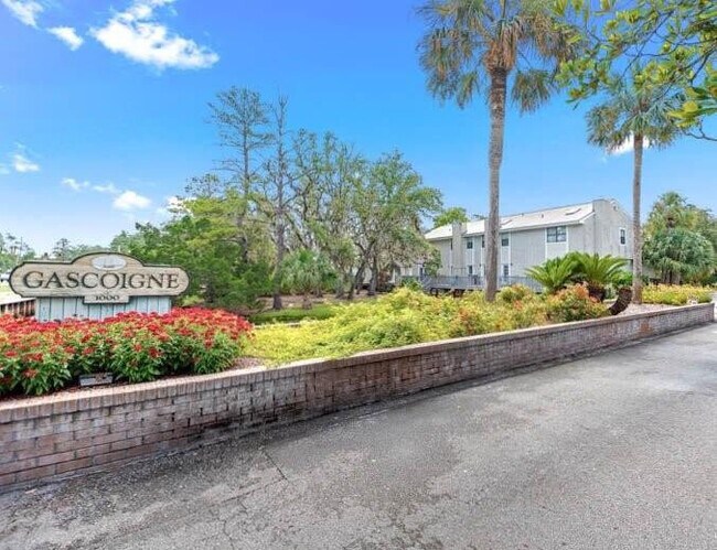 Building Photo - 1000 Sea Island Rd