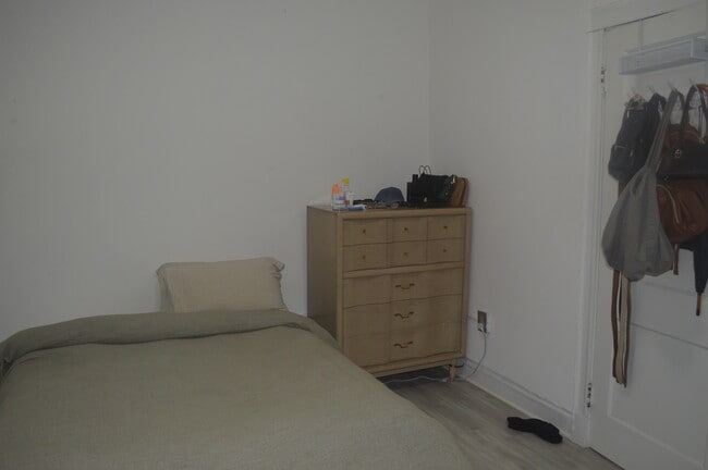 Building Photo - 2610 S Kildare Ave