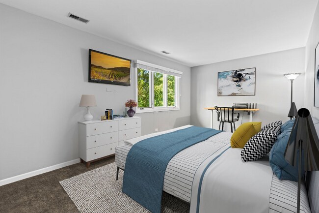 Building Photo - 3305 Old McHenry Rd