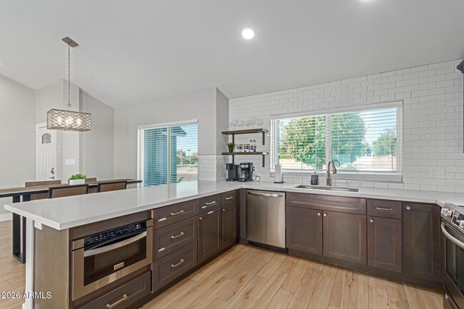 Building Photo - 19407 N 8th Ave