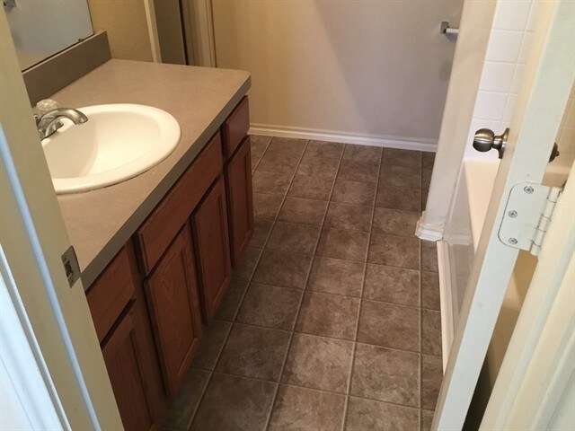 Building Photo - 2802 Wisner Cir