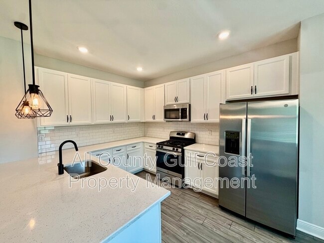 Building Photo - 8132 Tea Olive Ter