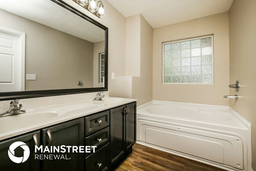 Building Photo - 7481 Maggie Dr