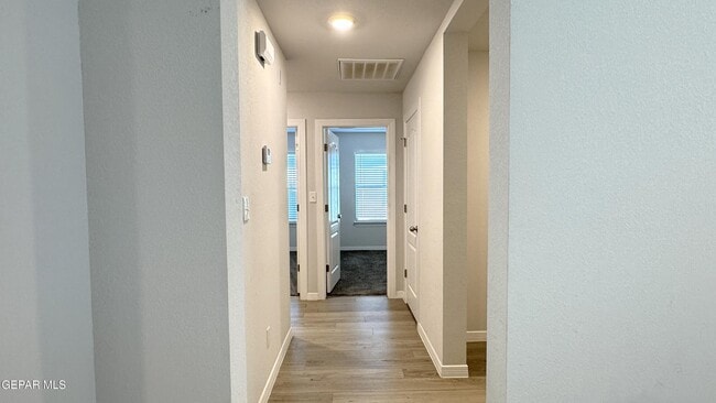 Building Photo - 1033 Candelilla St