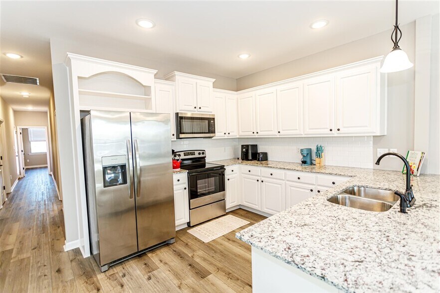 Building Photo - 2931 Niccoline Way