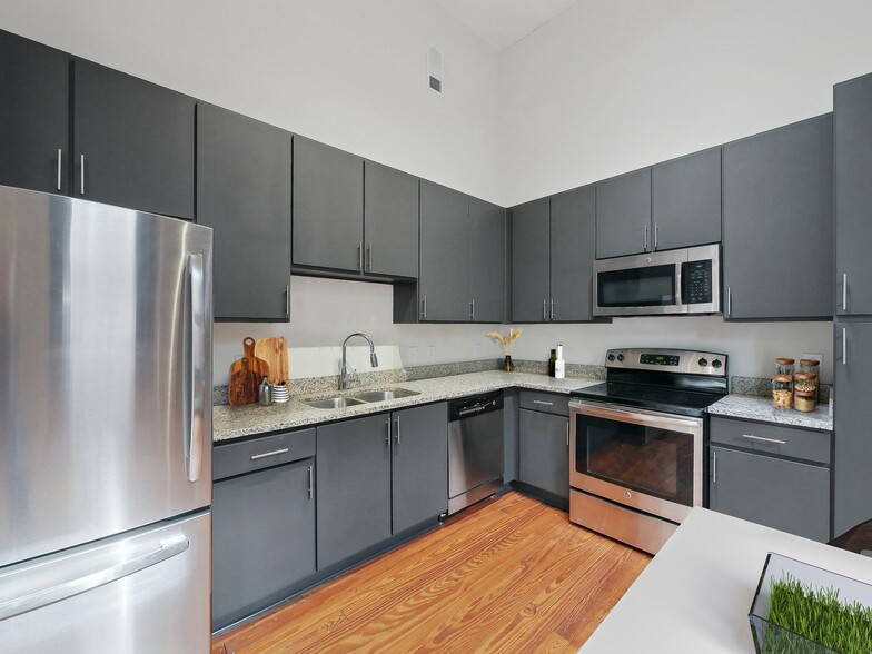 Kitchen - The Lamar Lofts