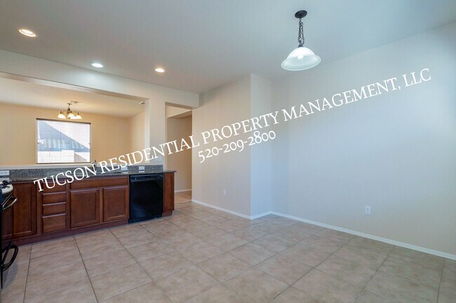 Building Photo - 10730 E Orchid Cactus Ln