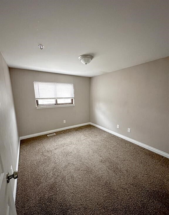 Building Photo - 40018 Stimpson Dr