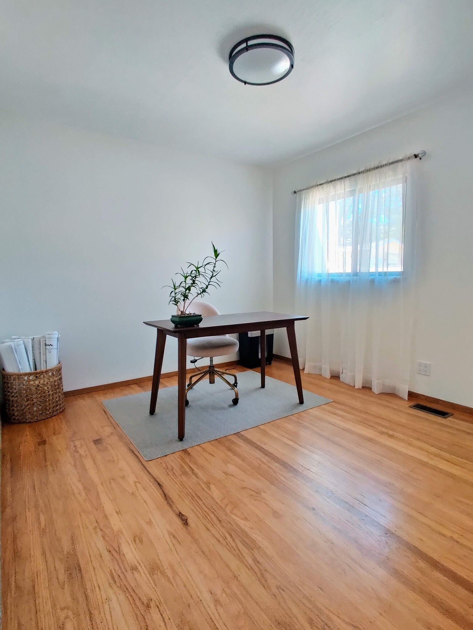 Building Photo - 163 Deepstone Dr