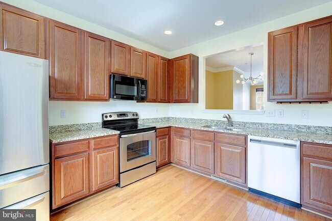 Building Photo - 105 Polo Way