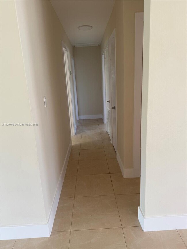 Building Photo - 10471 SW 47th St