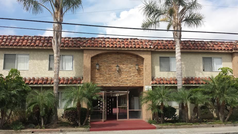 Primary Photo - RAMONA