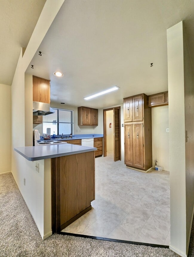 Building Photo - 16481 Tony Ct