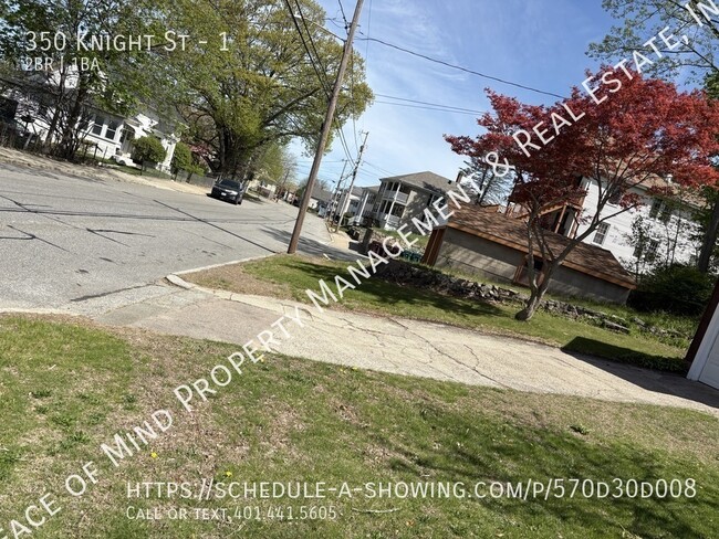 Building Photo - 350 Knight St