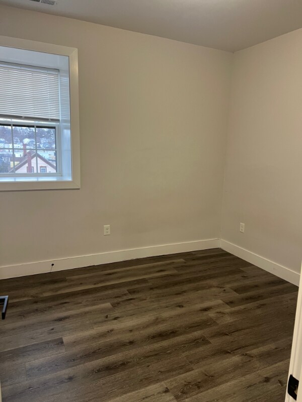 Building Photo - 369 Haverhill St