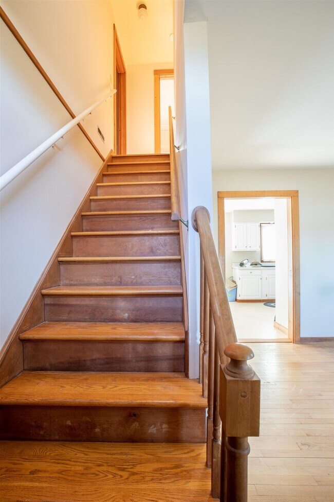 Building Photo - 396 Prindle Rd
