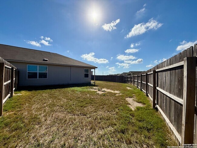 Building Photo - 8127 Glasgow Dr