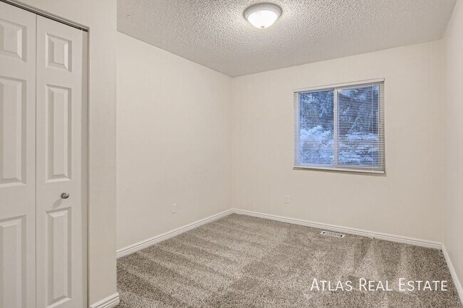 Building Photo - 7240 Roaring Spring Terrace