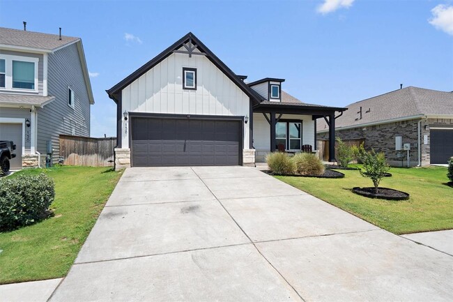 Building Photo - 158 Patrick Herndon Dr