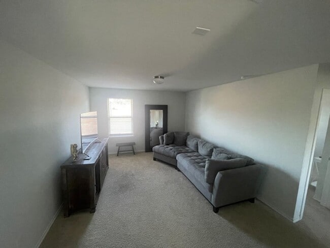 Building Photo - Charming 3-Bed, 2.5-Bath Home for Lease in...