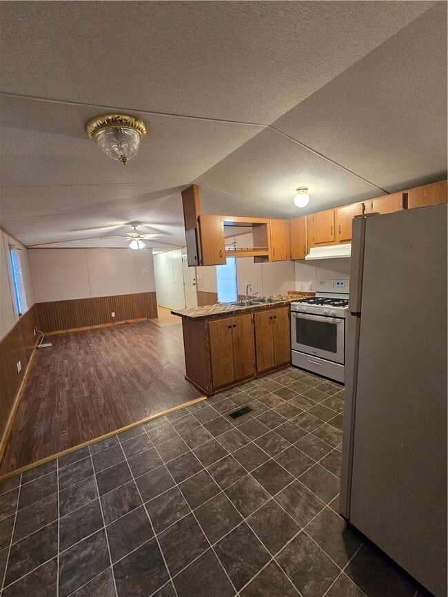 Building Photo - 34 Water St