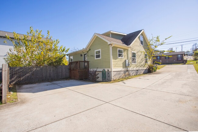 Building Photo - 1429 Litton Ave