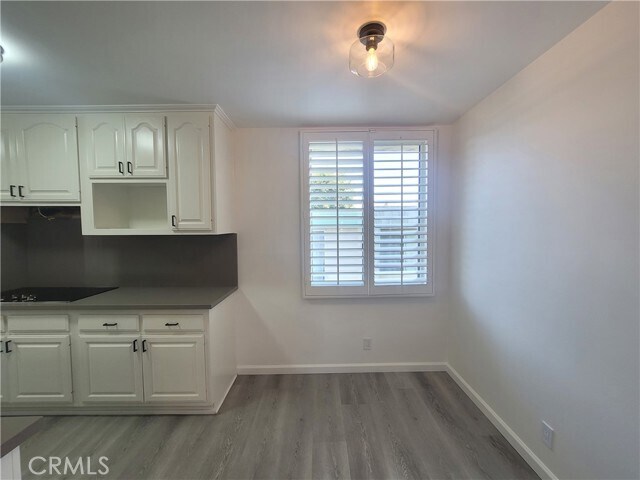 Building Photo - 5301 Balboa Blvd