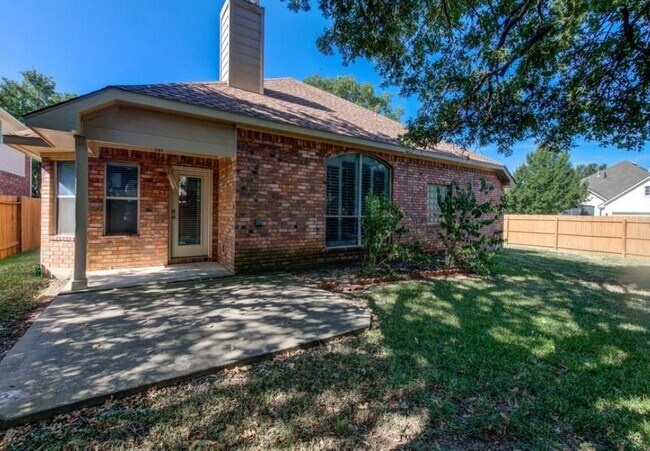 Building Photo - 15013 Cordero Dr