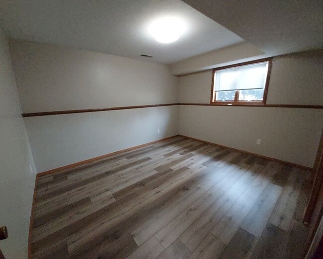 Building Photo - Nice 4 Bedroom 2 Bathroom house in Hudson