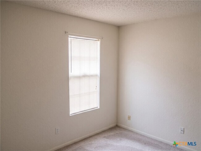Building Photo - 4109 Matt Ct