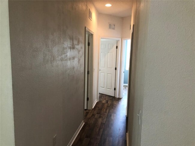 Building Photo - 856 Krenson Woods Ln