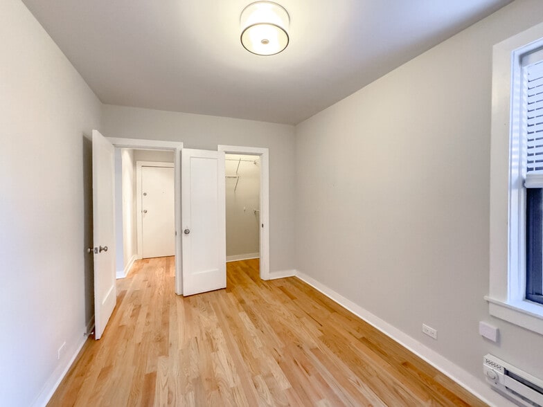 Building Photo - 2425 N Kedzie Blvd