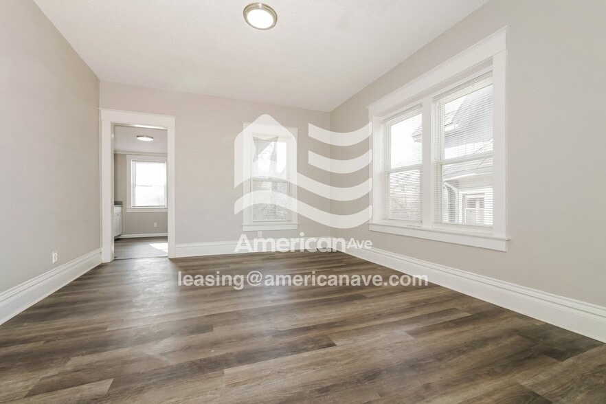 Building Photo - 625 Freeman Ave