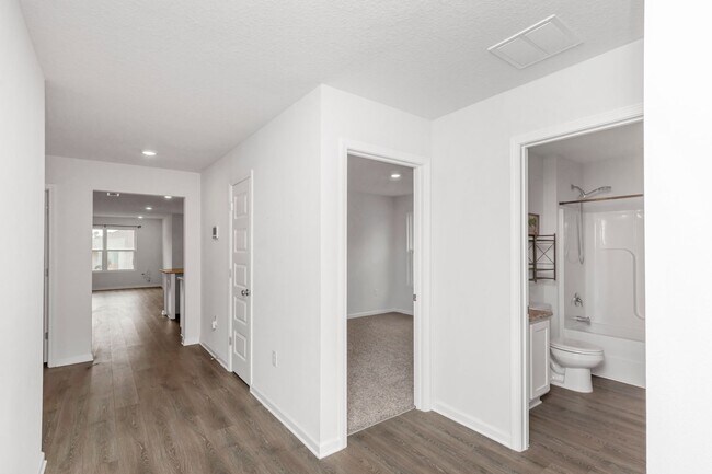 Building Photo - 4610 Reveille Wy