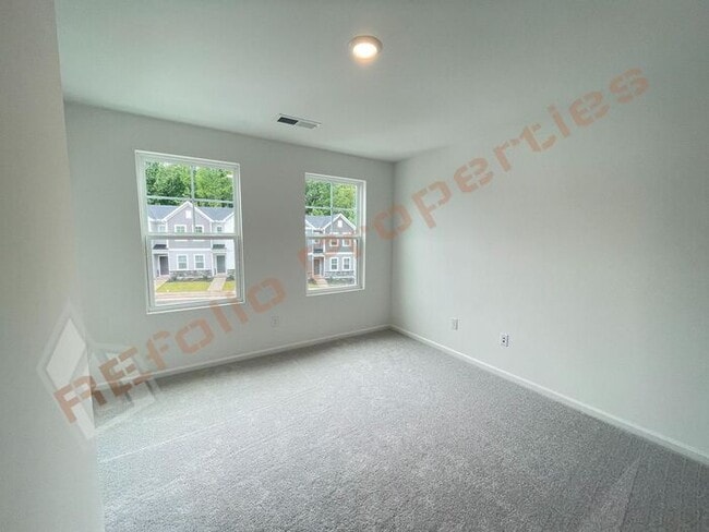 Building Photo - Brand New 2BR/3BA Townhome in Prime Apex L...