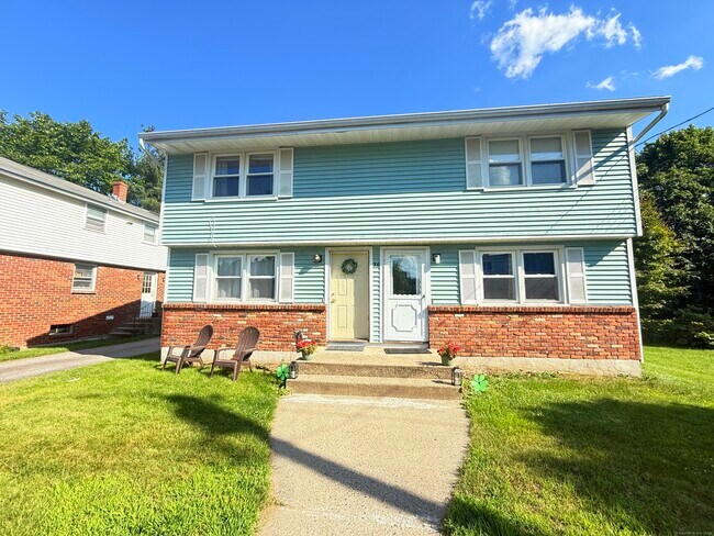 Primary Photo - 36 Landin St