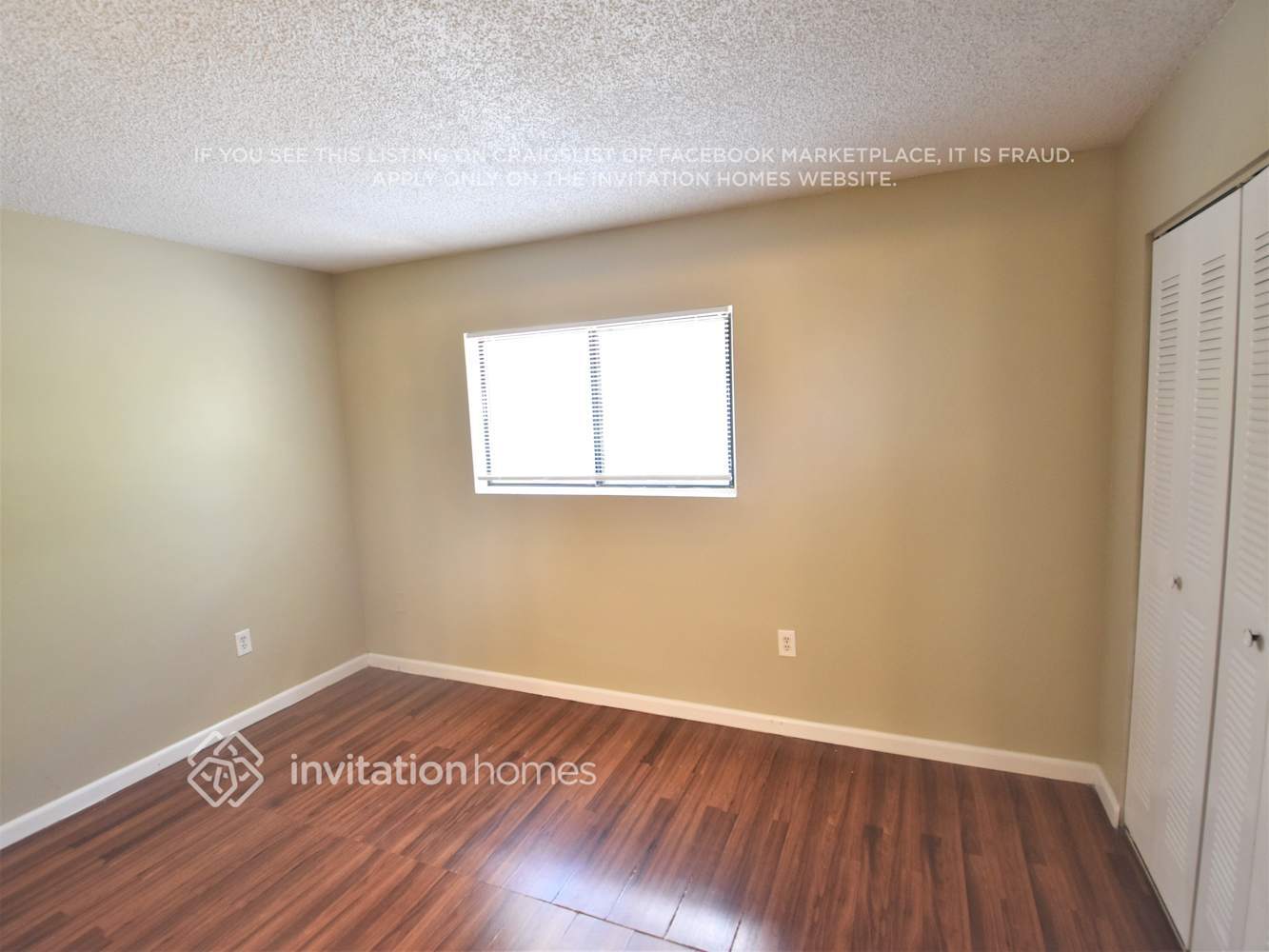 Building Photo - 9489 Palm Cir N