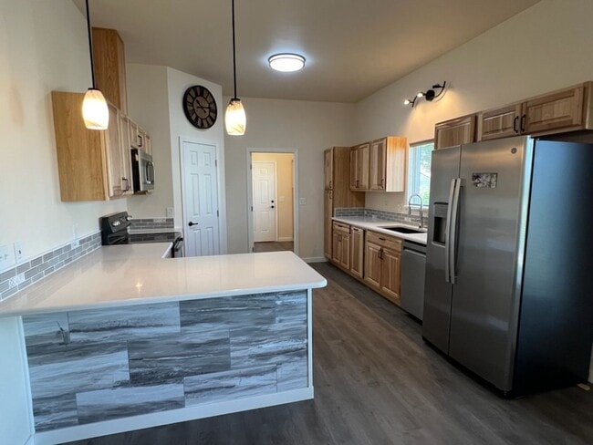 Primary Photo - New Construction! 2 bed/ 2 bath with VIEWS...