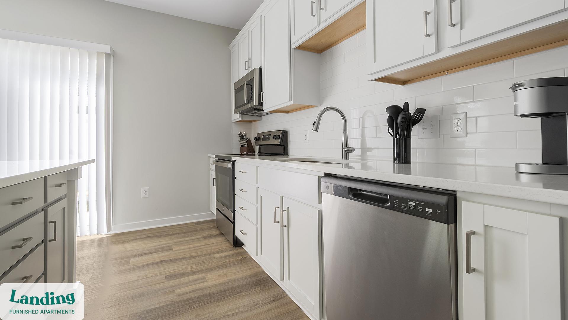 Building Photo - 1720 Rocky River Rd