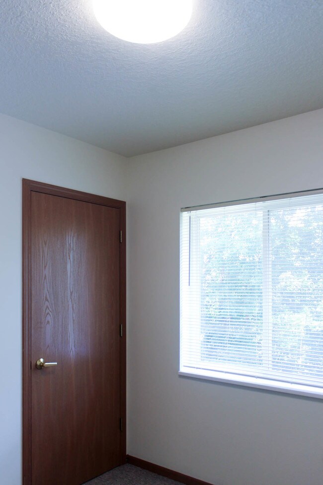 Prairie Townhomes 1800 Schworm St Ottumwa IA 52501 Apartment Finder