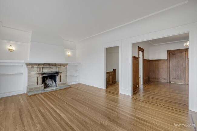 Building Photo - 467 40th Ave