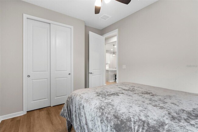 Building Photo - 12450 Somatic Ct