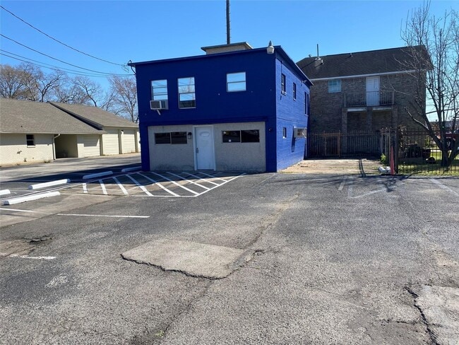 Building Photo - 3427 Federal Rd