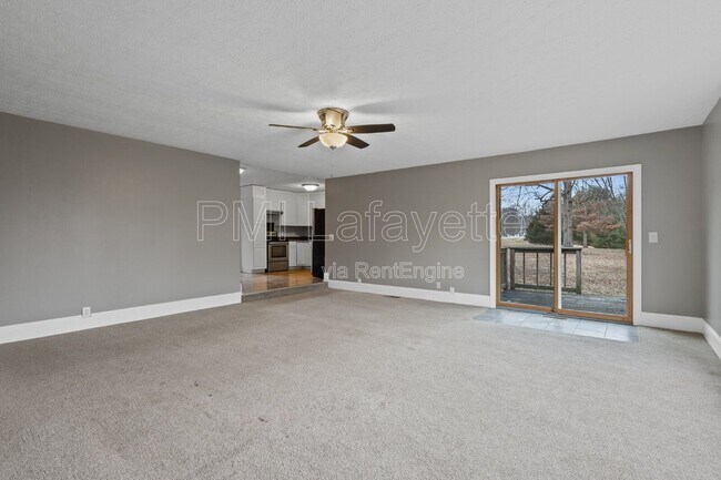 Building Photo - 5318 E 200 N