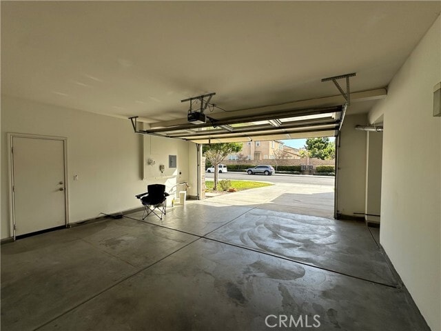 Building Photo - 14532 Meadow Brook