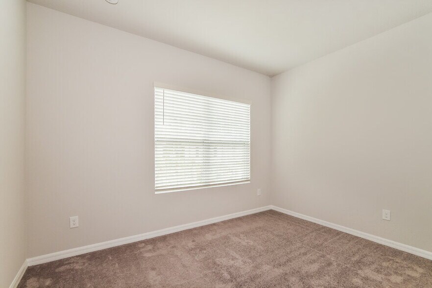Building Photo - 4620 Tampico Wy