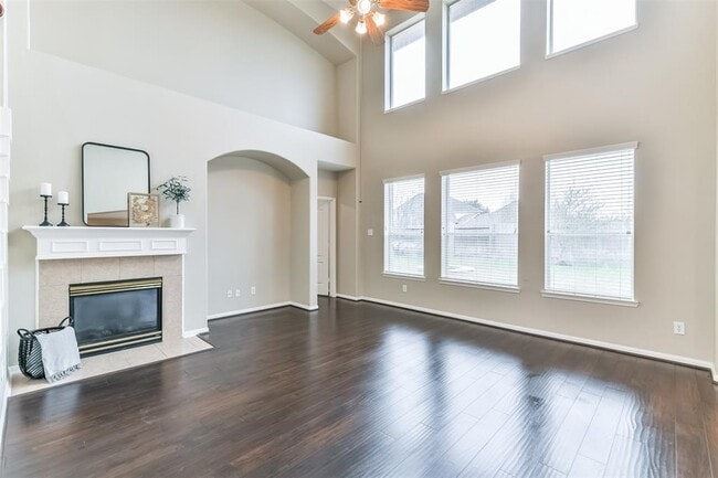 Building Photo - 3303 Aspenbrook Ct