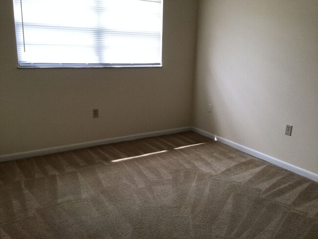 Building Photo - maitland townhome