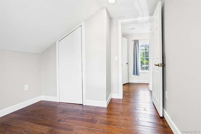 Building Photo - 143 Rocky Point Landing Rd